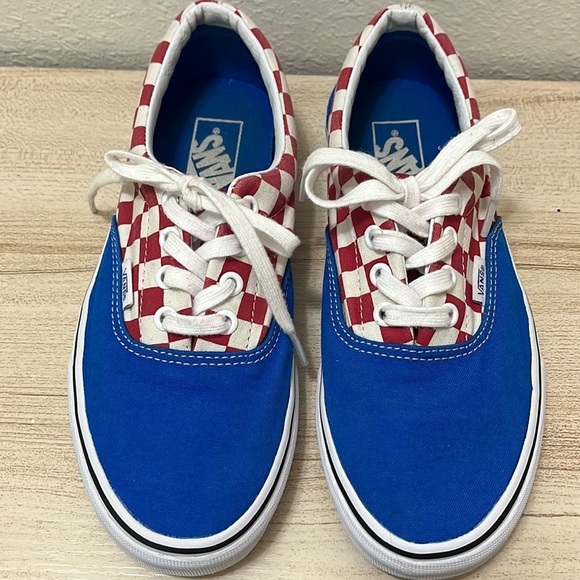 Shoes - VANS Sneakers